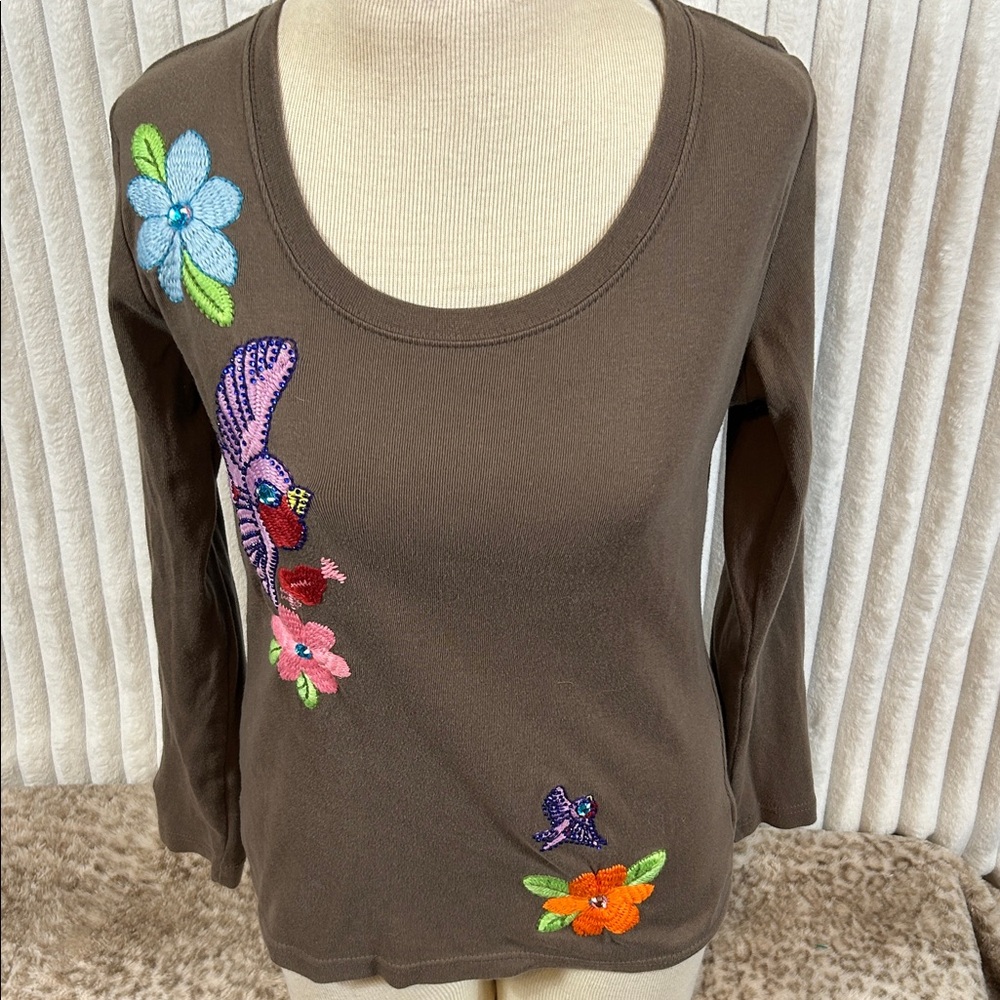 Y2K scoopneck, long sleeve floral bird bead, embroidered T-shirt, size medium